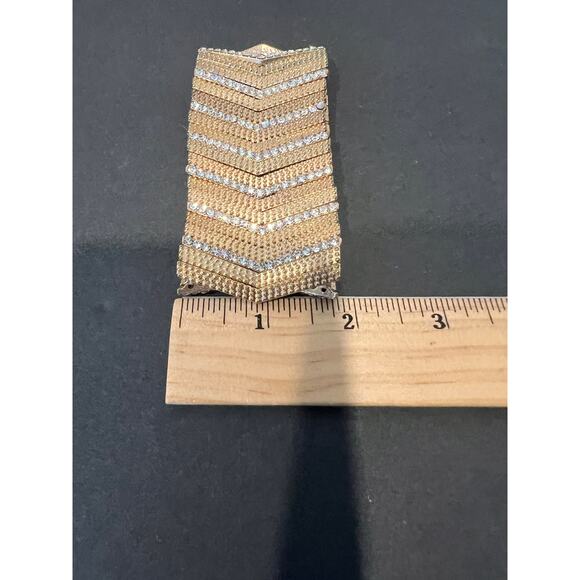 Articulated Chevron Gold Tone Rhinestones Stretch Cuff Bracelet - Picture 8 of 8